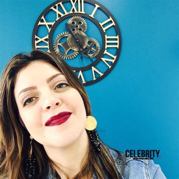 Asma Fehri Wiki, Biographie, Age, Taille, Mariage, Contact & Informations