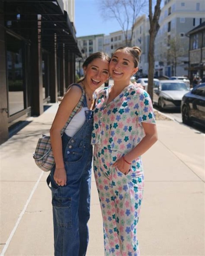 Brooklyn McKnight Age, Boyfriend, Height, Net Worth, Family, Career & More