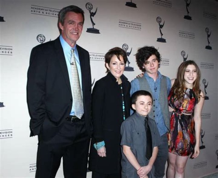  Celebrity Neil Flynn Biography, Age, Height, Wife, Kids, Net WorthBy Angelina Scott January 29, 2024 