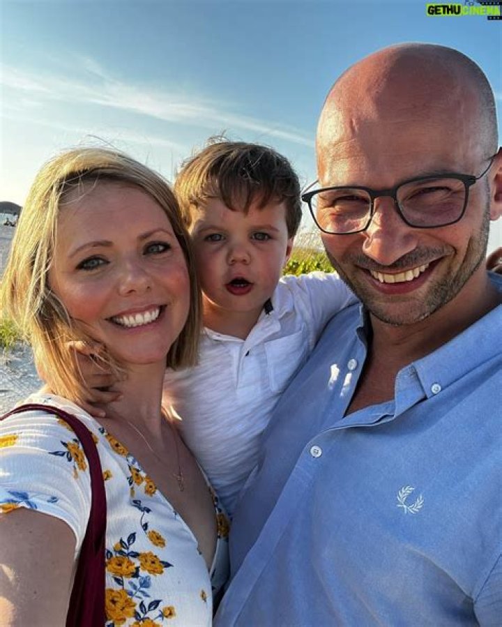 Collette Wolfe Biography, Age, Height, Husband, Net Worth, Family