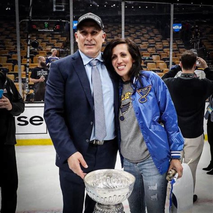 Craig Berube Biography, Age, Height, Wife, Net Worth, Family