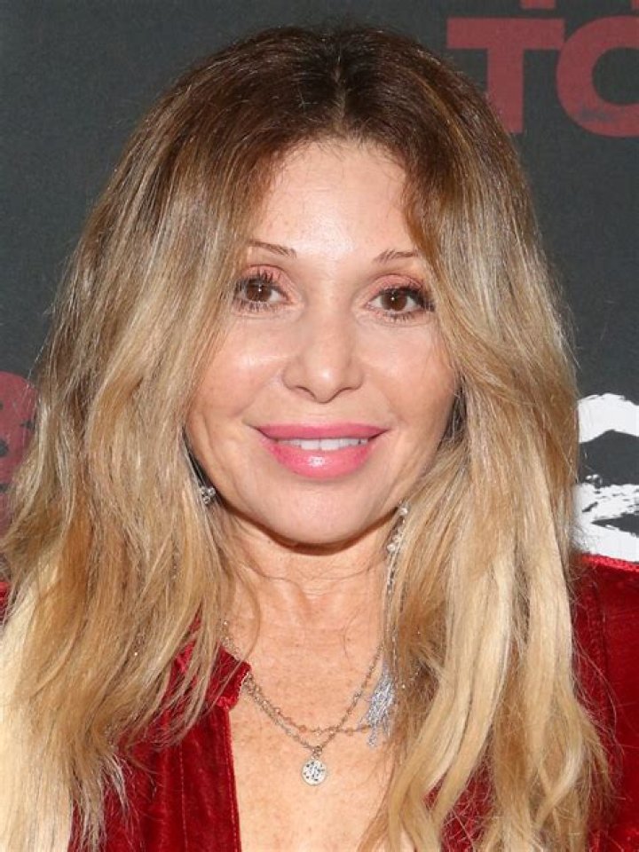 E. G. Daily biografía, edad, altura, esposa, net worth, familia