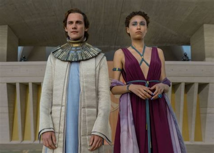 Ella-Rae Smith Biography, Age, Height, Husband, Net Worth, Family