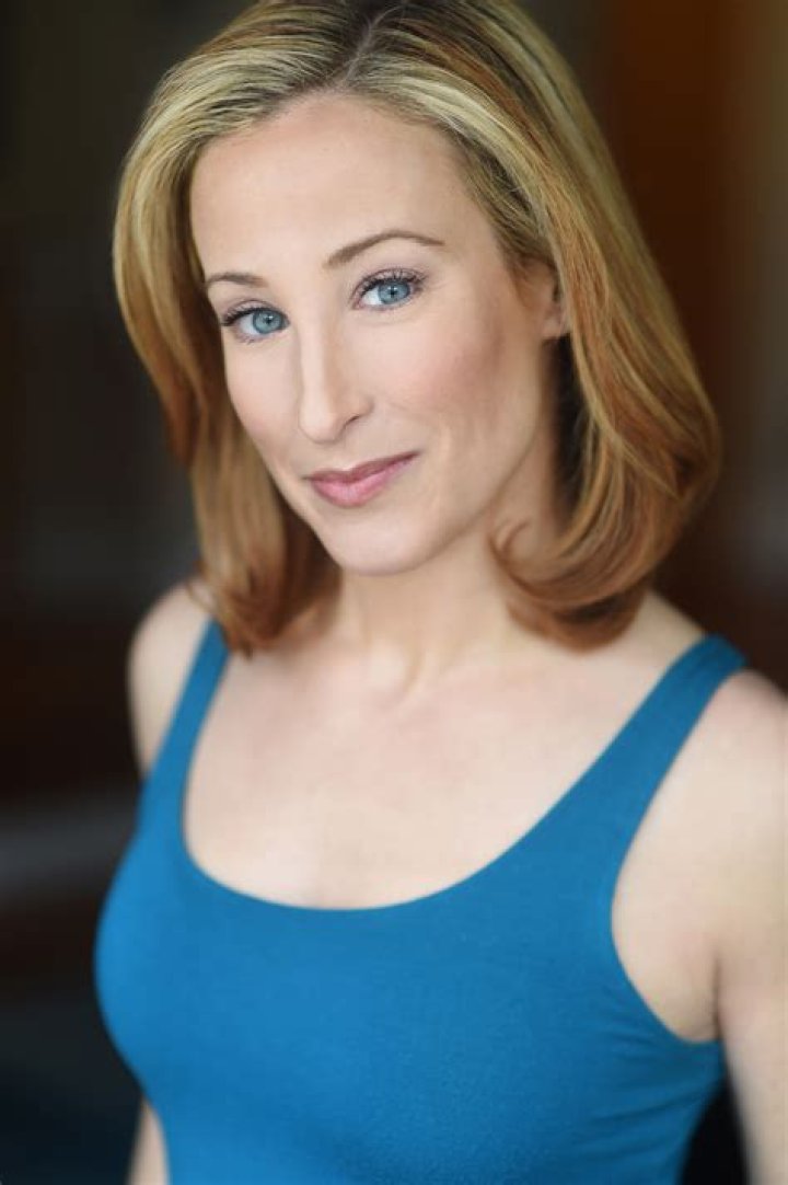 Erin Leigh Peck Biography, Age, Height, Husband, Net Worth, Family