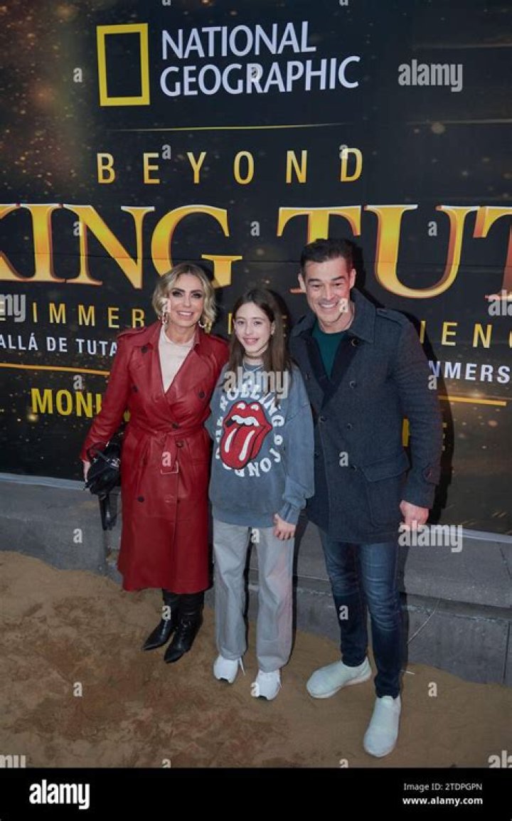 Juan Ángel Esparza biografía, edad, altura, esposo, net worth, familia