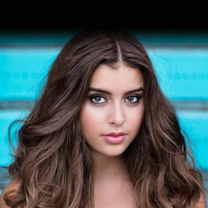 Kalani Hilliker | Bio, Age, Net Worth, Relationship, Career