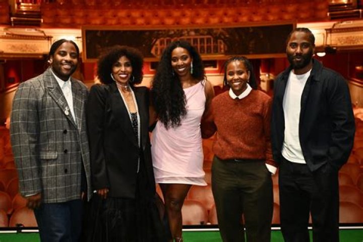 Katia Washington Petit ami, mari, relation avec Denzel Washington, famille - Celebrity.tn