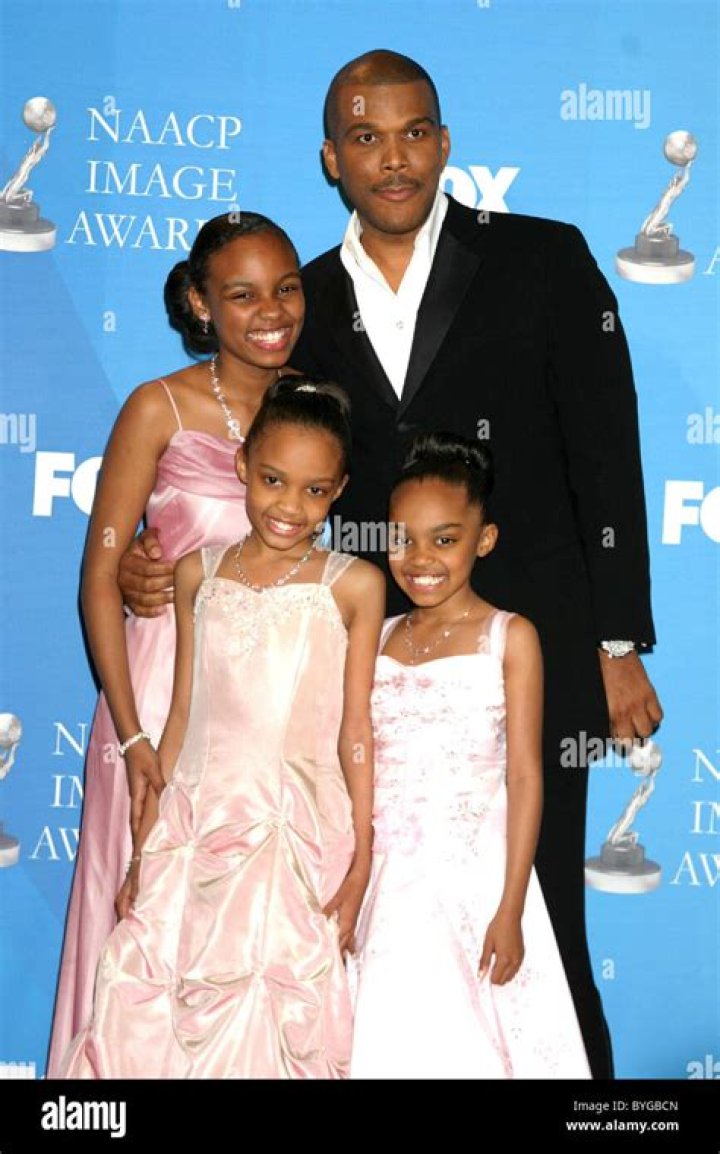 Lauryn Alisa McClain Biography, Age, Height, Husband, Net Worth, Family