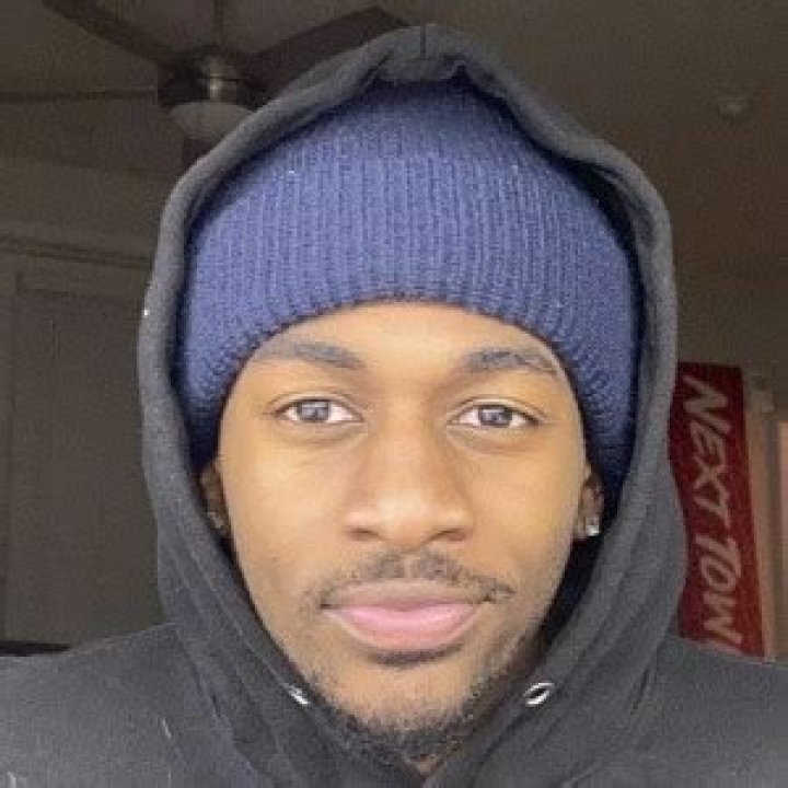 Leon Outlaw Jr.