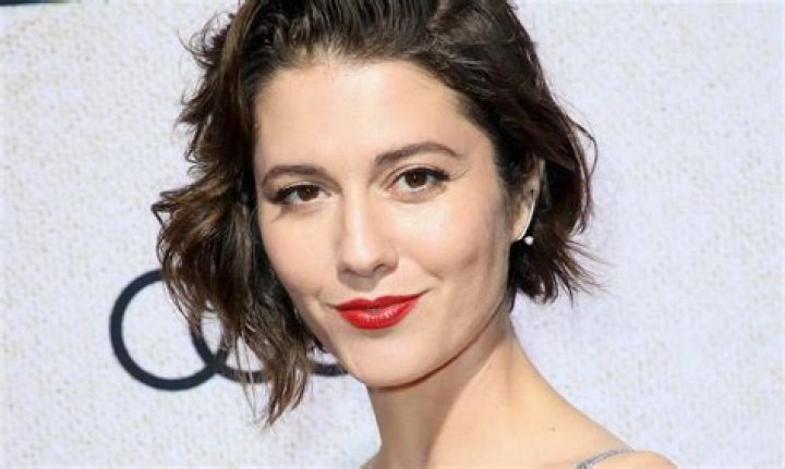 Mary Elizabeth Winstead Biography, Age, Height, Husband, Net Worth, Family
