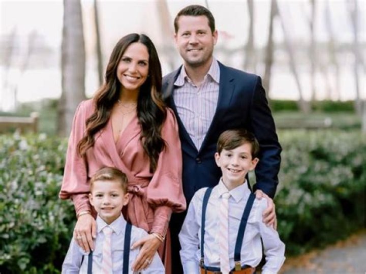 Mike Dillon Biography, Age, Height, Wife, Net Worth, Family