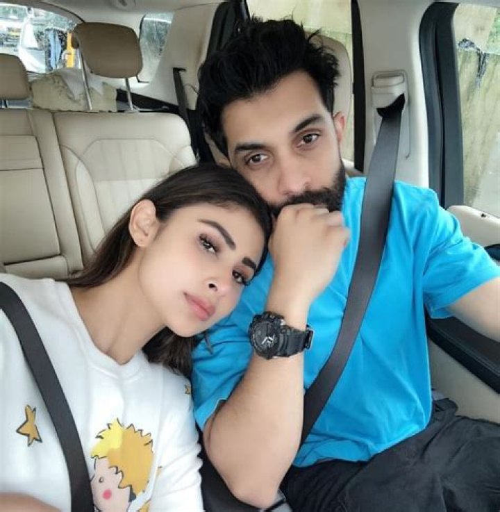 Mouni Roy Biography, Age, Height, Husband, Net Worth, Family