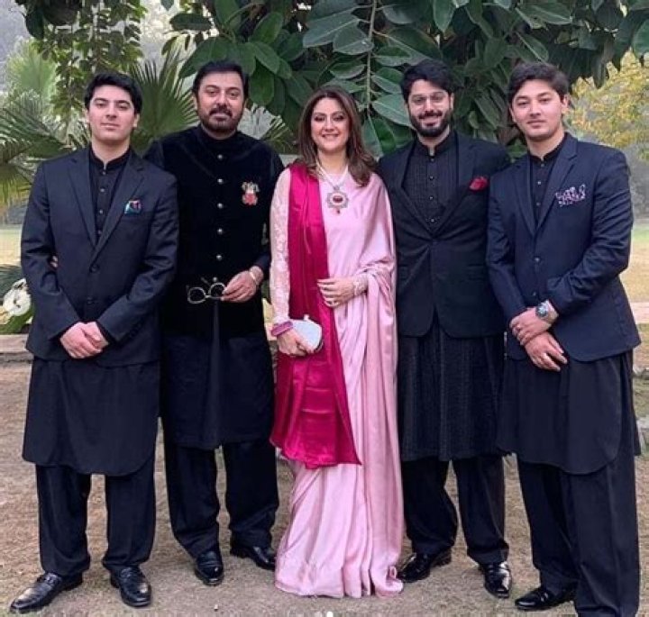 Noman Ijaz Biography, Age, Height, Wife, Net Worth, Family