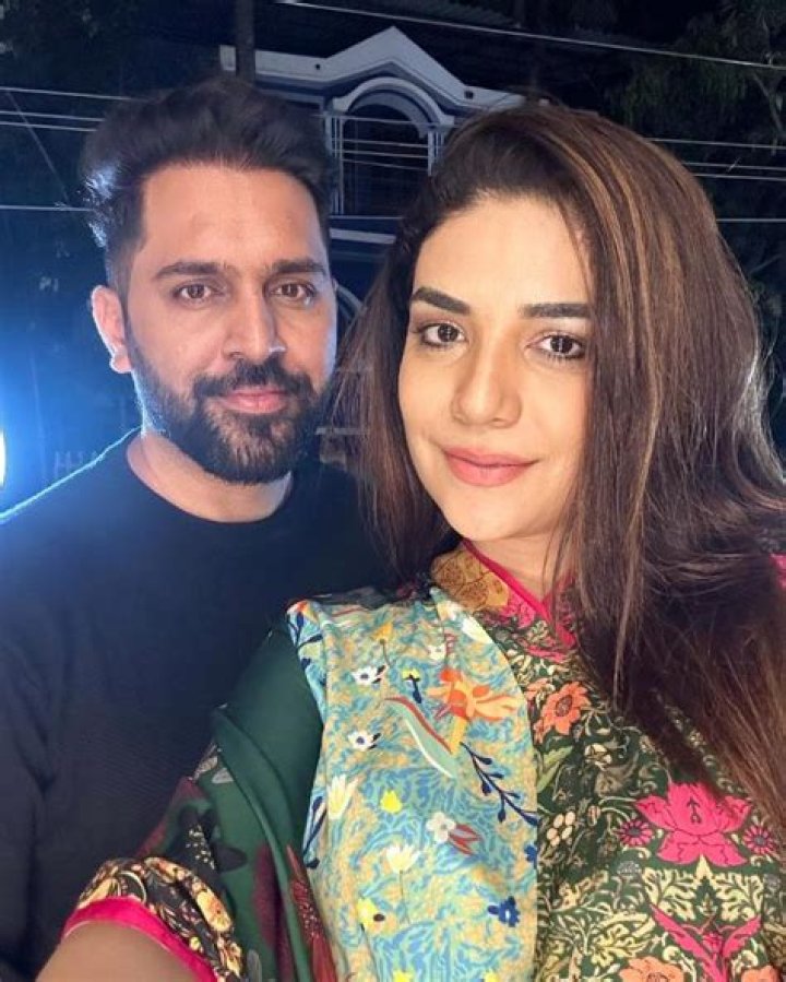 Rima Fakih Biography, Age, Height, Husband, Net Worth, Family