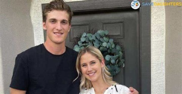 Tage Thompson Biography, Age, Height, Wife, Net Worth, Family