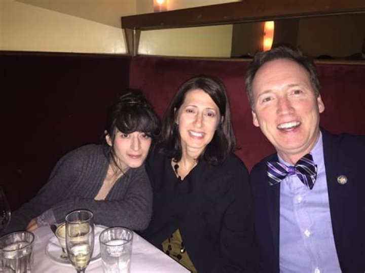 Tom Shillue Biography, Age, Height, Wife, Net Worth, Family