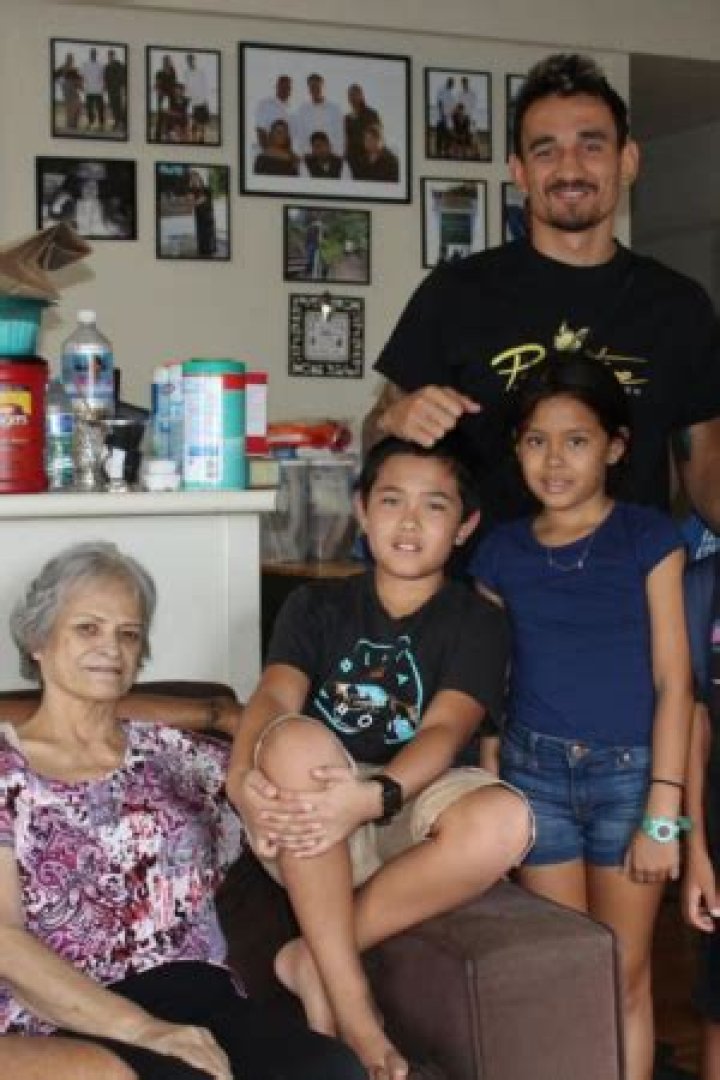 Who Are Max Holloway Parents? Meet Mark Holloway And Missy Kapoi