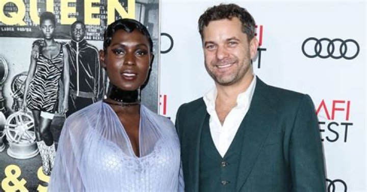 Who Is Ronald Slim Williams? Wiki, Height, Wife, Net Worth