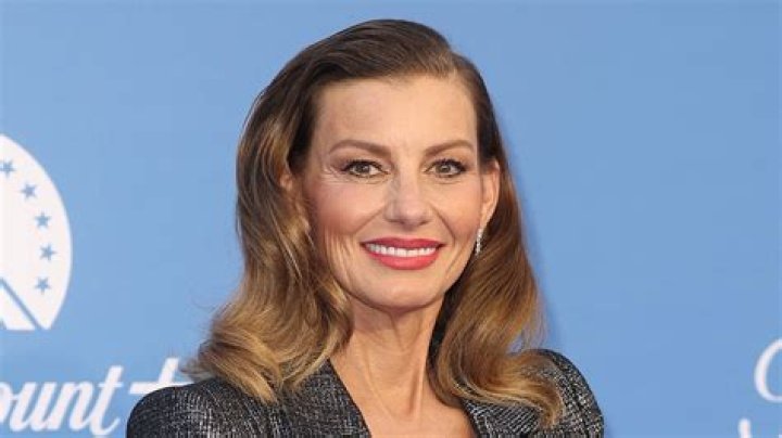 Why Does Faith Hill Look Old In 1883? Health And Illness 2022 - What Happened To Her?