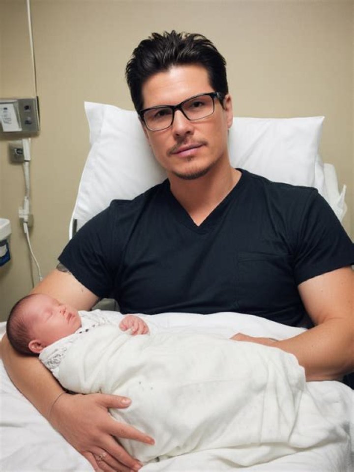 Zak Bagans Married, Daughter, Gay, Wife, Net Worth, Eyes