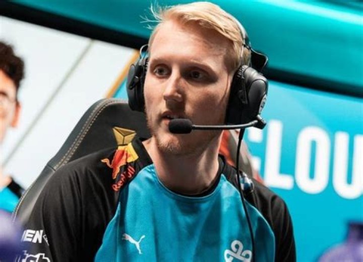 Zven Biography, Age, Height, Wife, Net Worth, Family